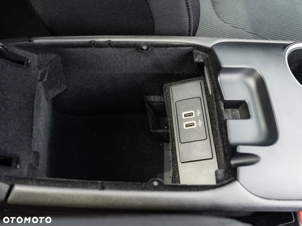 Ford Mondeo 2.0 TDCi Titanium PowerShift - 16