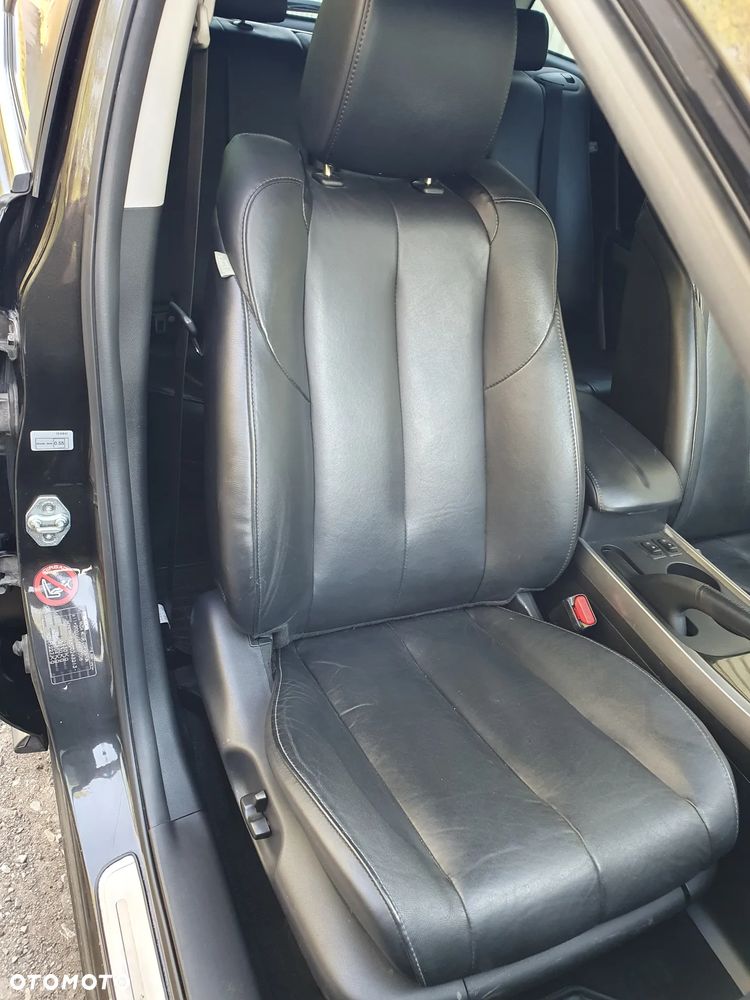 Mazda CX-7 2.2 CD Exclusive + - 18