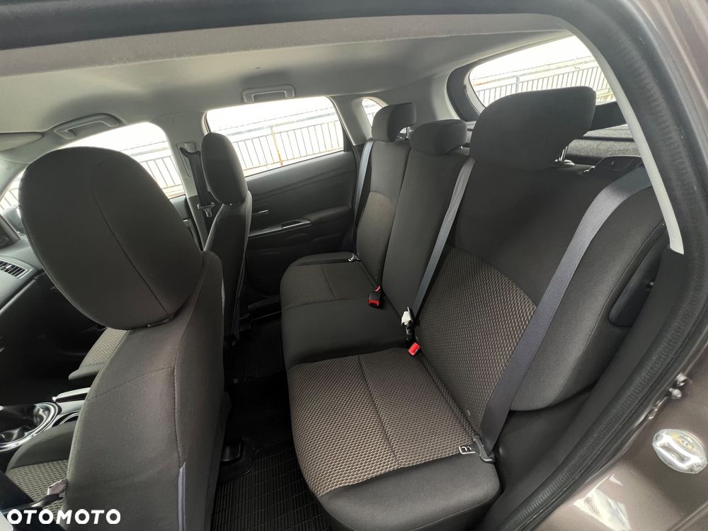 Mitsubishi ASX 1.6 Active - 11