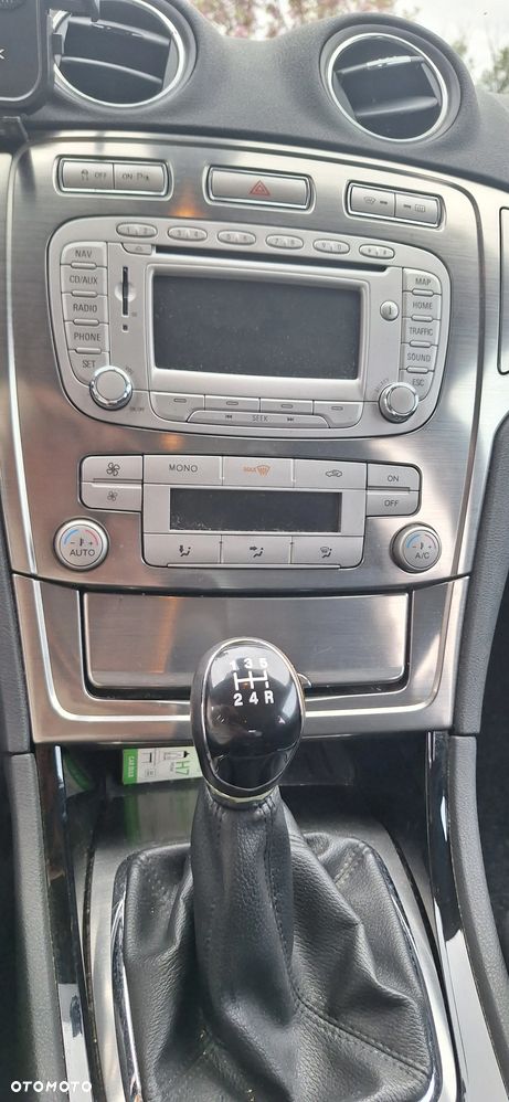 Ford Mondeo 2.0 Titanium - 8