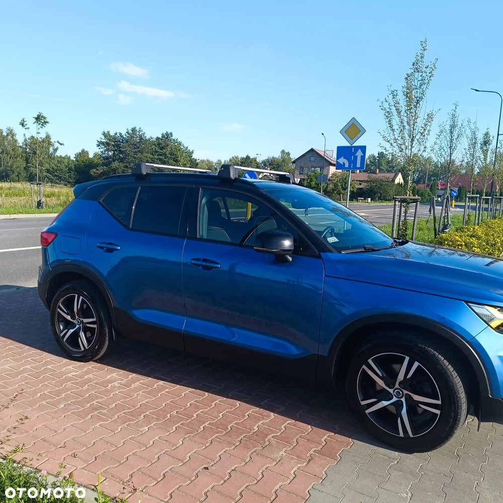 Volvo XC 40 D4 AWD R-Design - 11