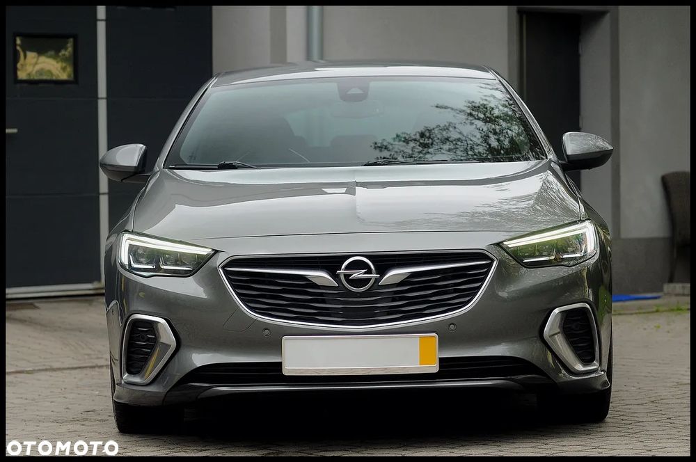 Opel Insignia 2.0 BiTurbo 4x4 GSI - 9