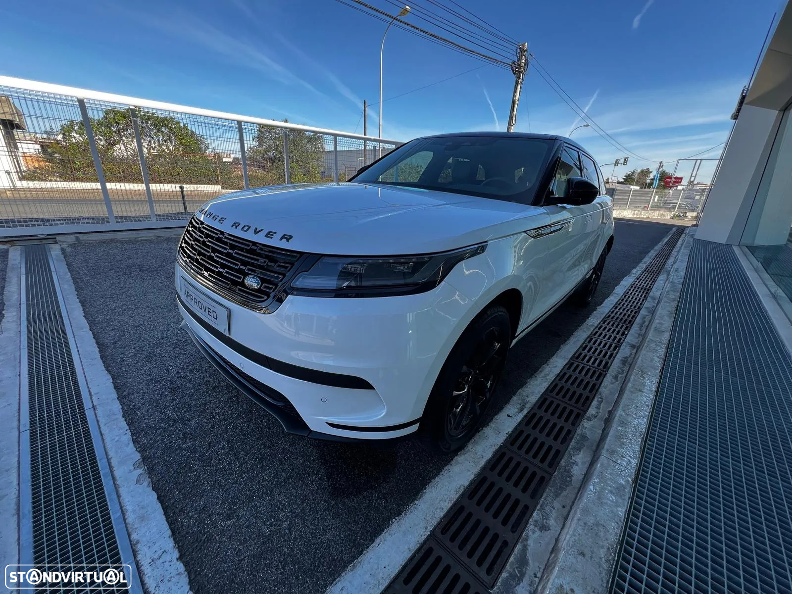 Land Rover Range Rover Velar 2.0 P400e AWD S - 6