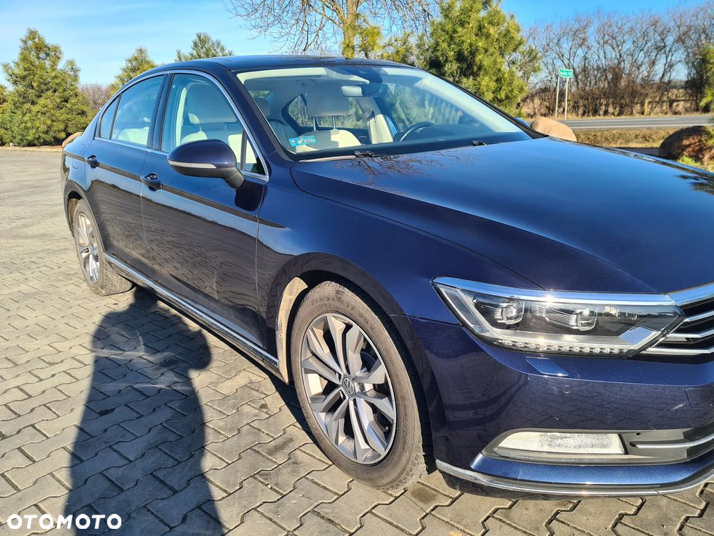 Volkswagen Passat 2.0 TDI Bi-Turbo BMT 4Mot Highline DSG - 3
