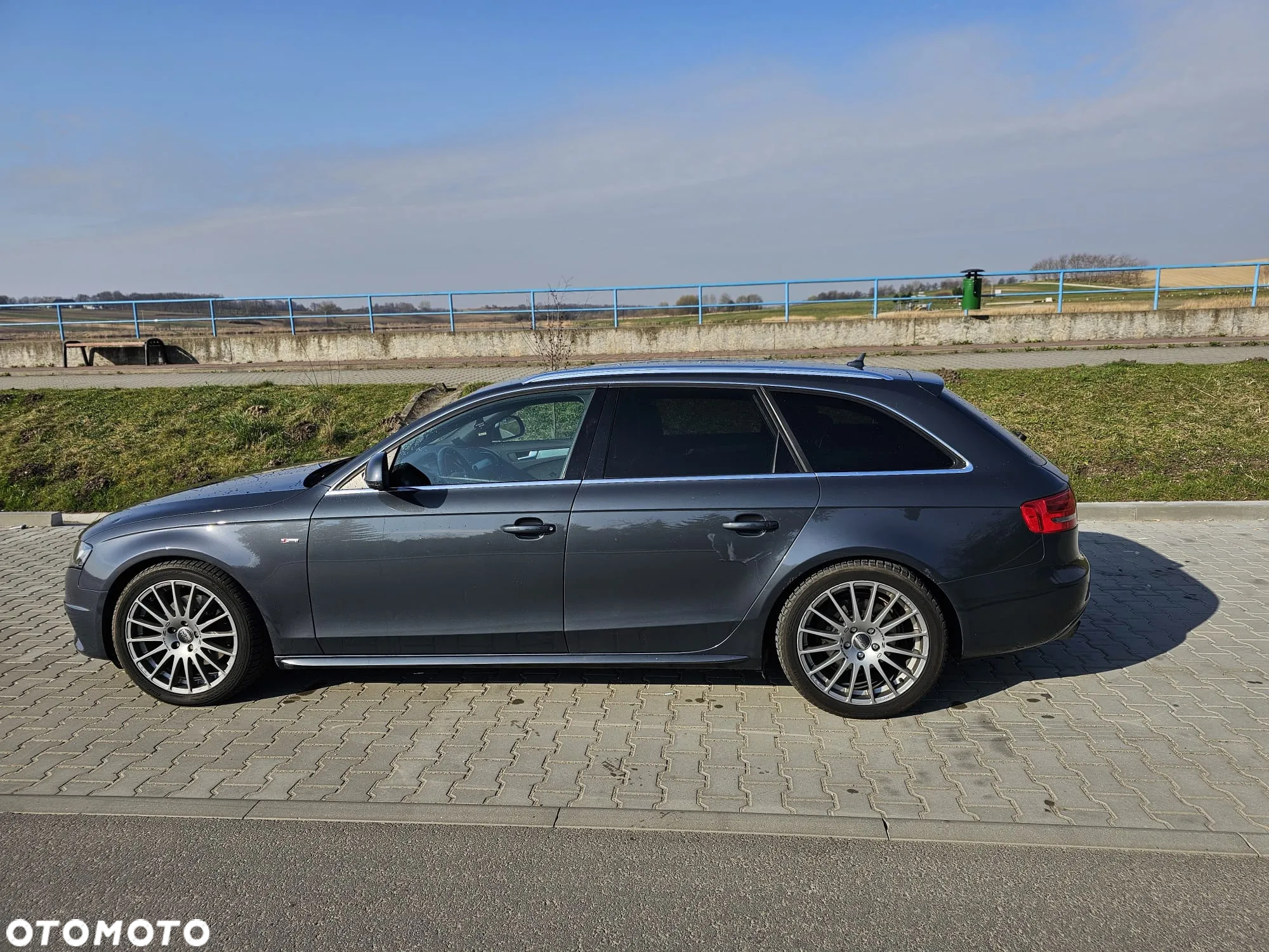 Audi A4 3.2 FSI Quattro - 5