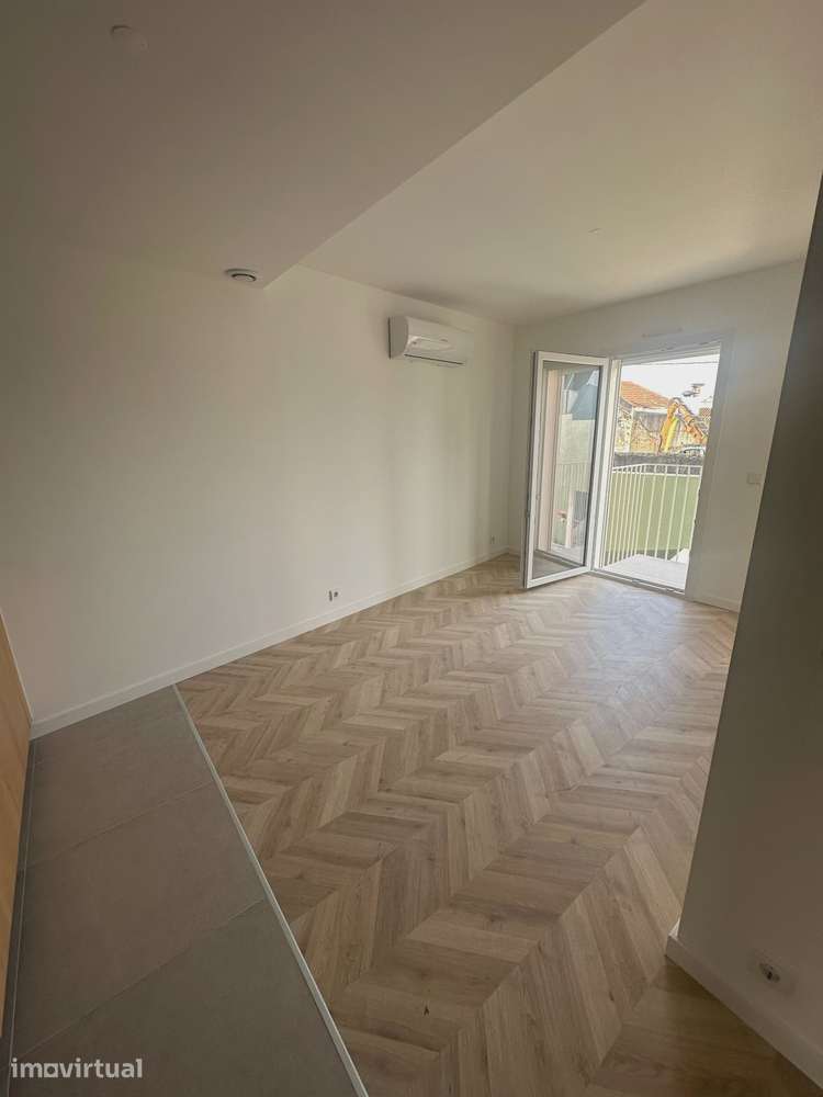 Apartamento T1 novo no Centro da Cidade de Leiria - Grande imagem: 3/12