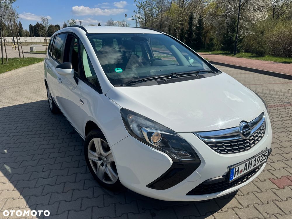 Opel Zafira Tourer 1.6 SIDI Turbo ecoFLEX Start/Stop Sport - 2