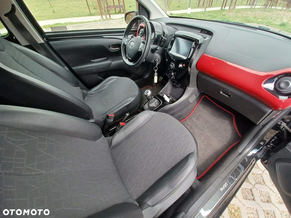 Toyota Aygo 1.0 VVT-i Black Edition - 20