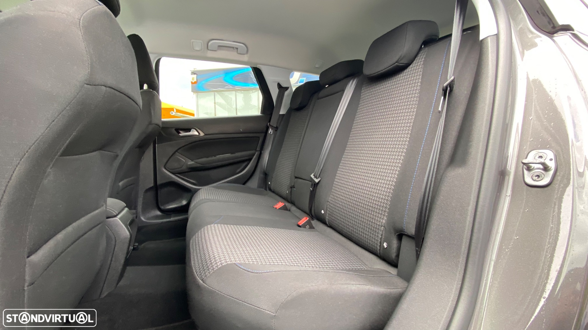 Peugeot 308 SW 1.2 PureTech Style - 26