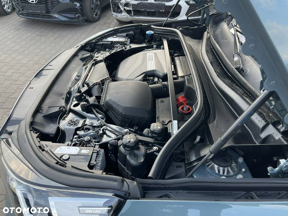 BMW X1 xDrive18d xLine - 13