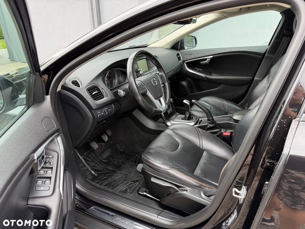 Volvo V40 Cross Country D2 Plus - 6