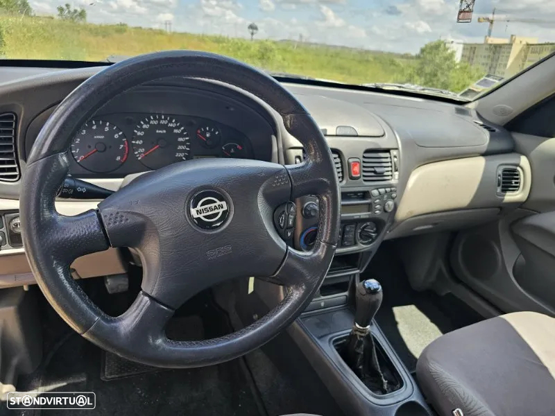 Nissan Almera 1.5 Luxury ABS+AC - 14