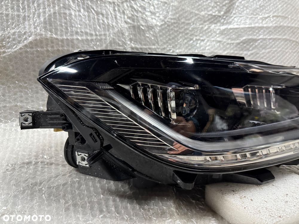 LAMPA PRZÓD PRAWA FULL LED VOLKSWAGEN T CROSS 2GM 2GM941036B - 3