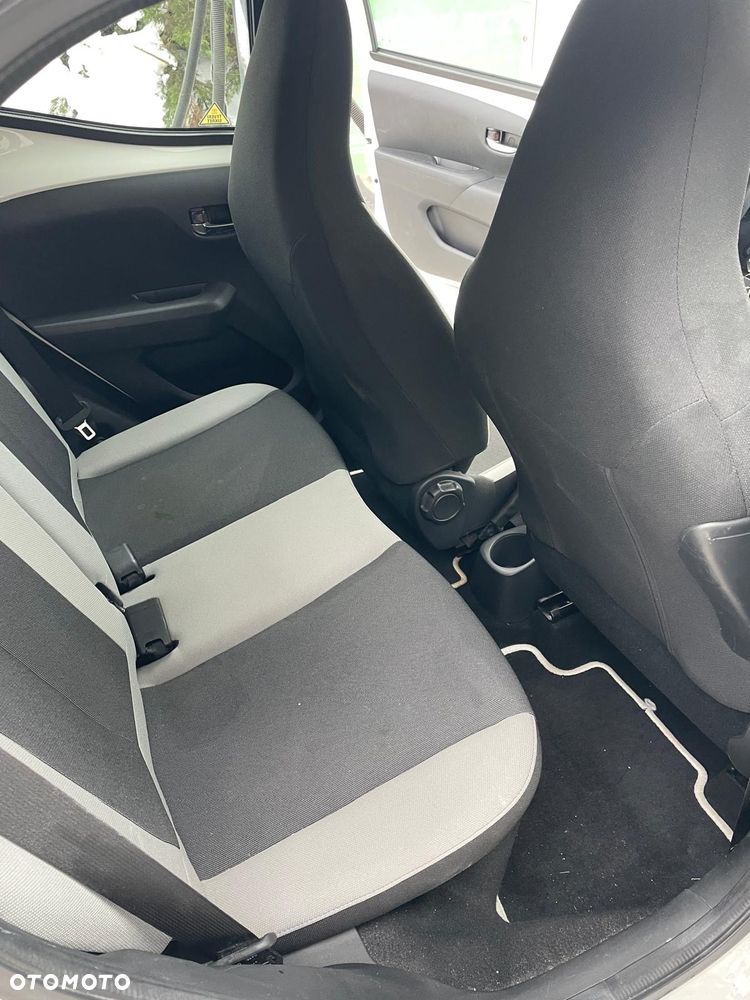 Toyota Aygo x-cite - 8