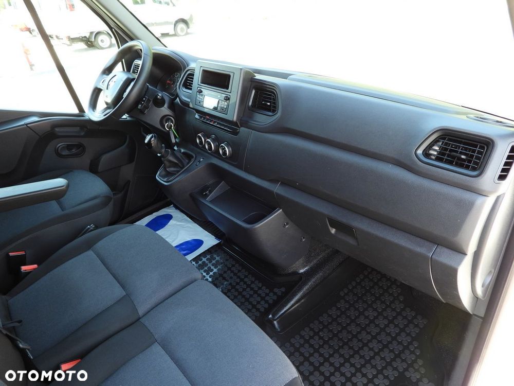 Renault MASTER SKRZYNIA 8 PALET TEMPOMAT LEDY BLIŹNIACZE KOŁA KLIMATYZACJA  165KM - 33