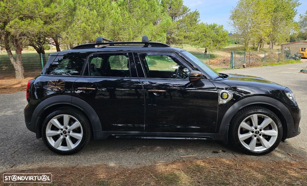 MINI Countryman Cooper SE ALL4 Auto - 4