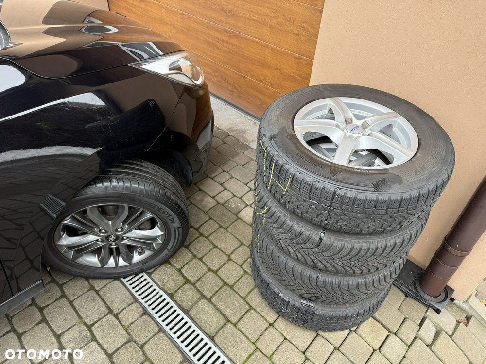 Hyundai ix35 1.6 2WD blue Style - 14