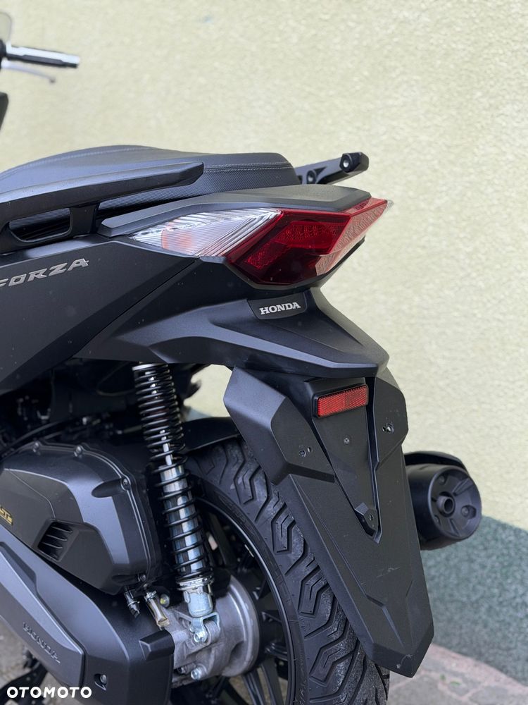 Honda NSS - 21