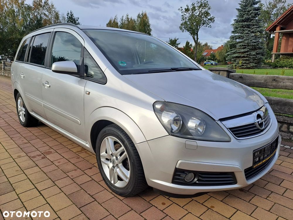 Opel Zafira 1.8 Cosmo - 4