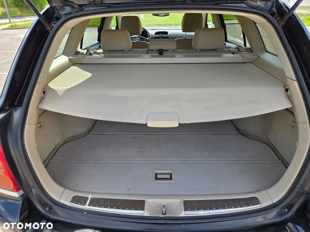 Toyota Avensis 2.0 VVT-i Sol - 4
