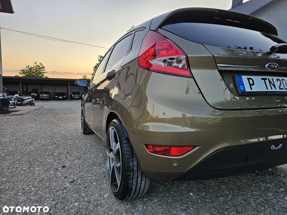 Ford Fiesta 1.6 Ti-VCT Titanium - 39