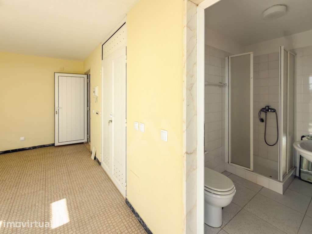 Apartamento T5 com Terraço Privativo e Vista Mar em Cascais - Grande imagem: 4/49