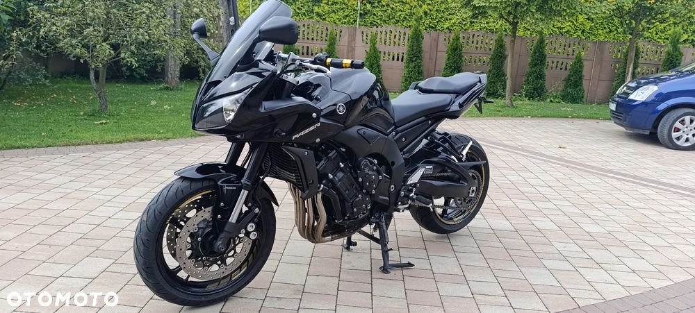 Yamaha FZ - 4