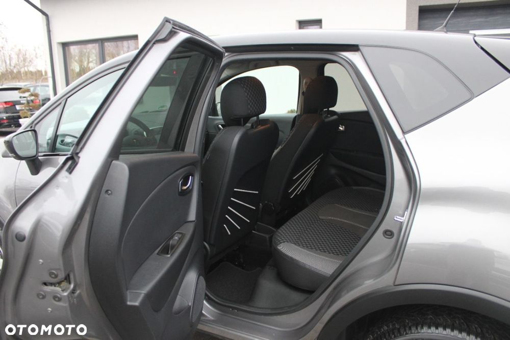 Renault Captur - 28