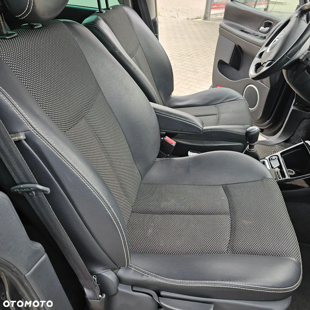 Renault Grand Espace 2.0 dCi FAP Navitech - 16