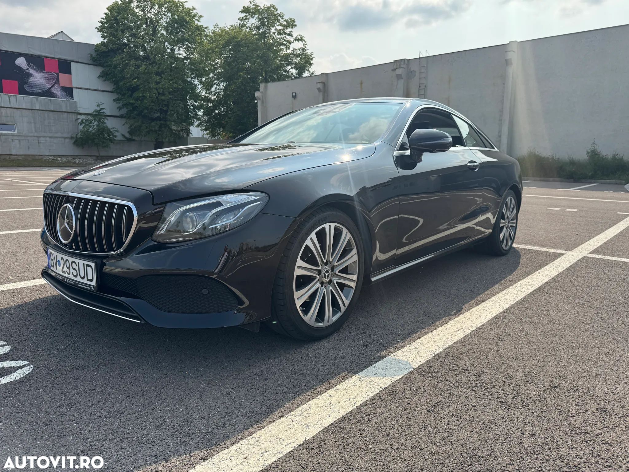 Mercedes-Benz E - 1