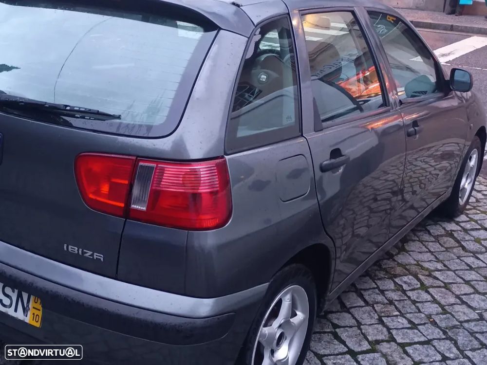 SEAT Ibiza - 1