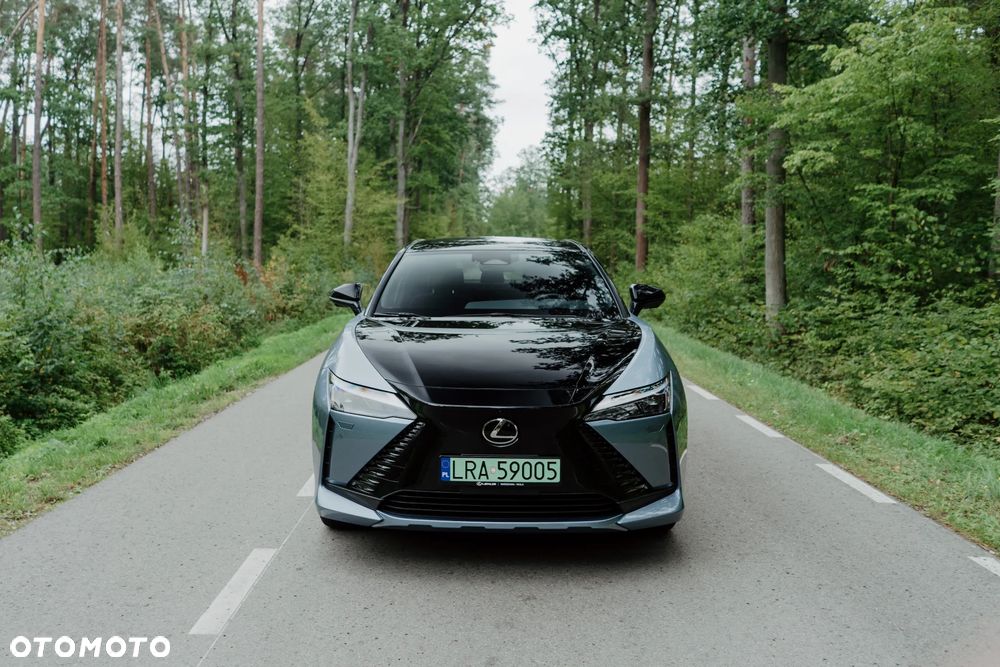 Lexus RZ 450e Omotenashi DIRECT4 - 2
