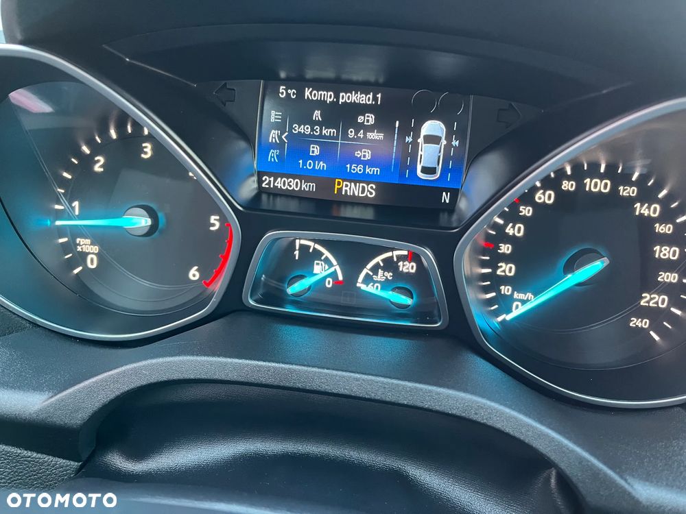 Ford Kuga 2.0 TDCi AWD Titanium - 23