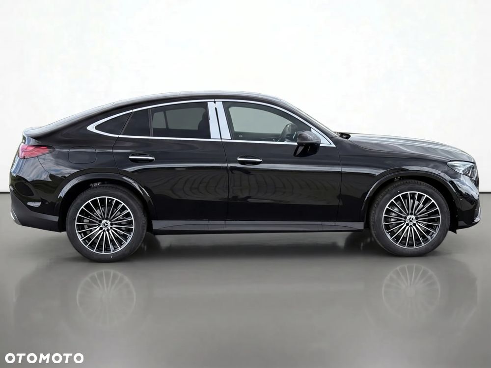 Mercedes-Benz GLC - 9