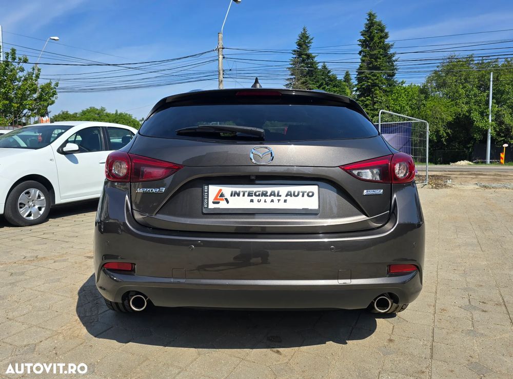 Mazda 3 G120 Revolution - 5