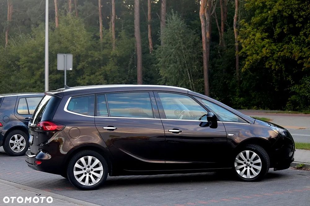 Opel Zafira Tourer 2.0 CDTI Innovation - 24
