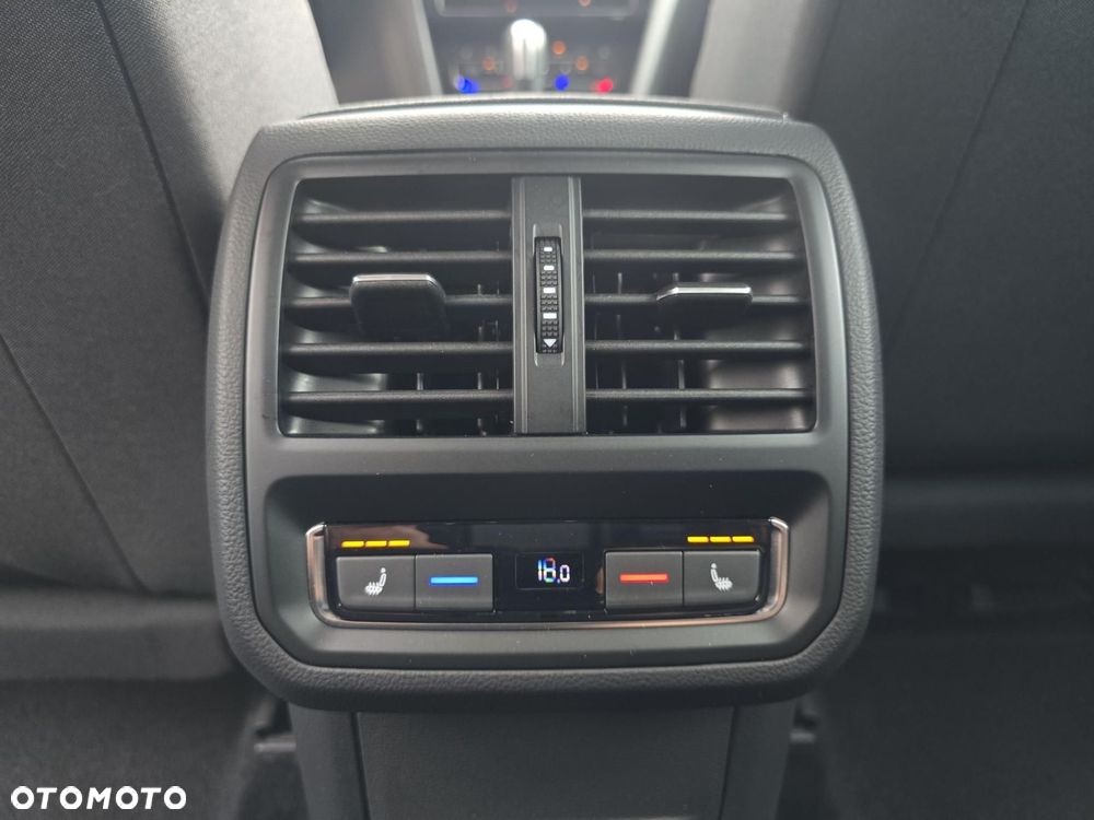 Volkswagen Arteon 2.0 TSI Elegance DSG - 24