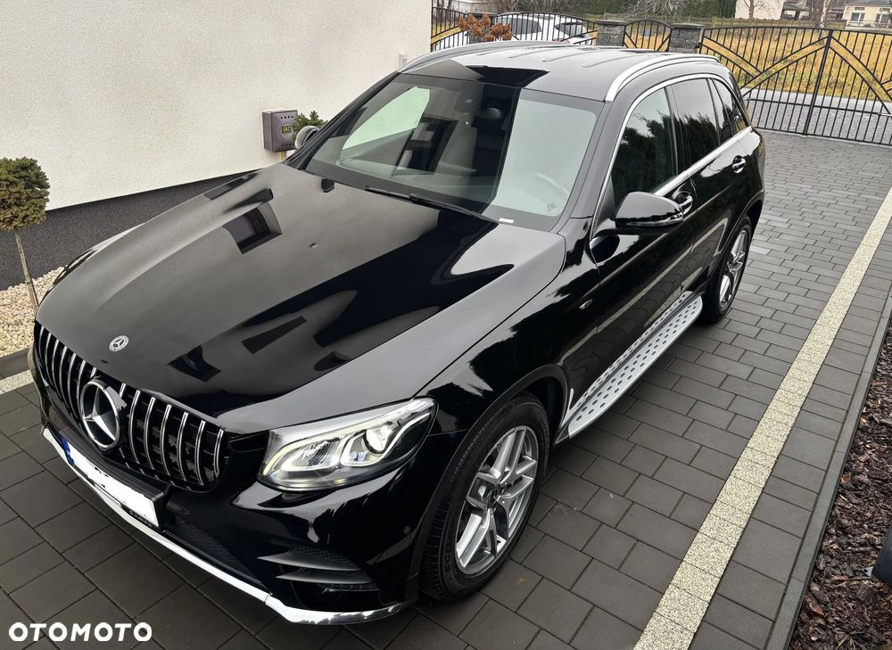 Mercedes-Benz GLC - 25