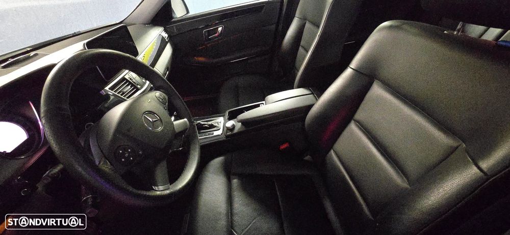 Mercedes-Benz E 250 CDi Avantgarde BlueEfficiency Auto. - 16