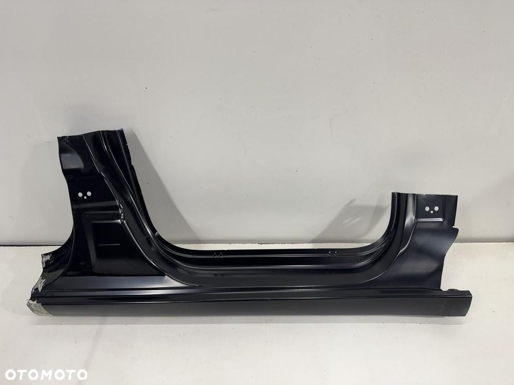 Prawe poszycie progu  Citroen c4 picasso II 1609352180 - 1