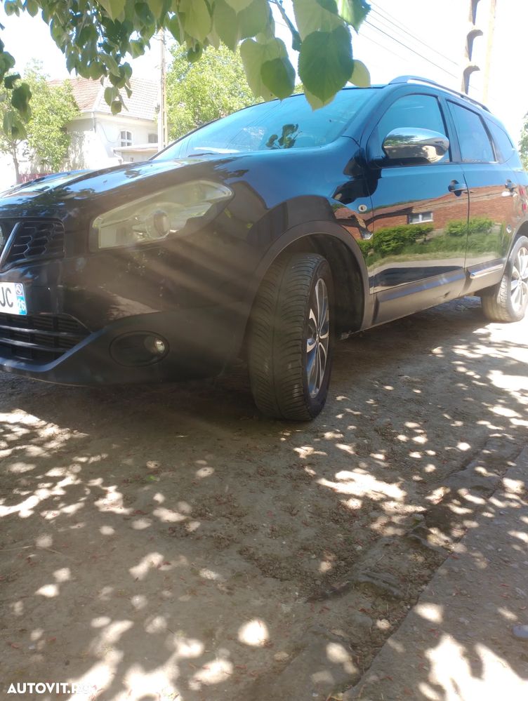 Nissan Qashqai+2 - 1