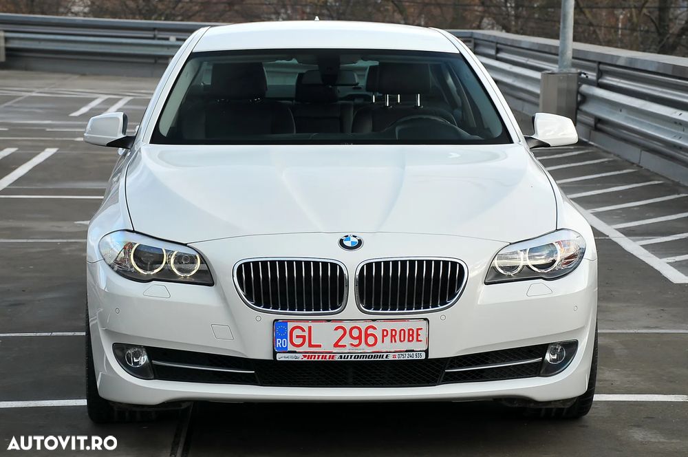 BMW Seria 5 520d Aut. - 8