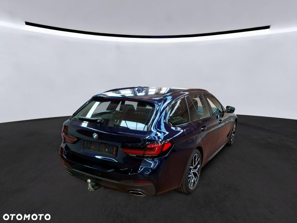 BMW Seria 5 540i xDrive - 5