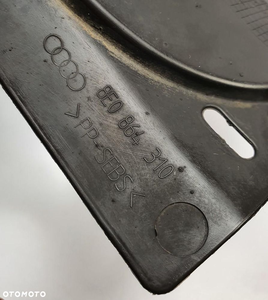 OSŁONA PÓŁOSI PRAWA AUDI A4 B6 2.0 FSI 8E0864310 - 3