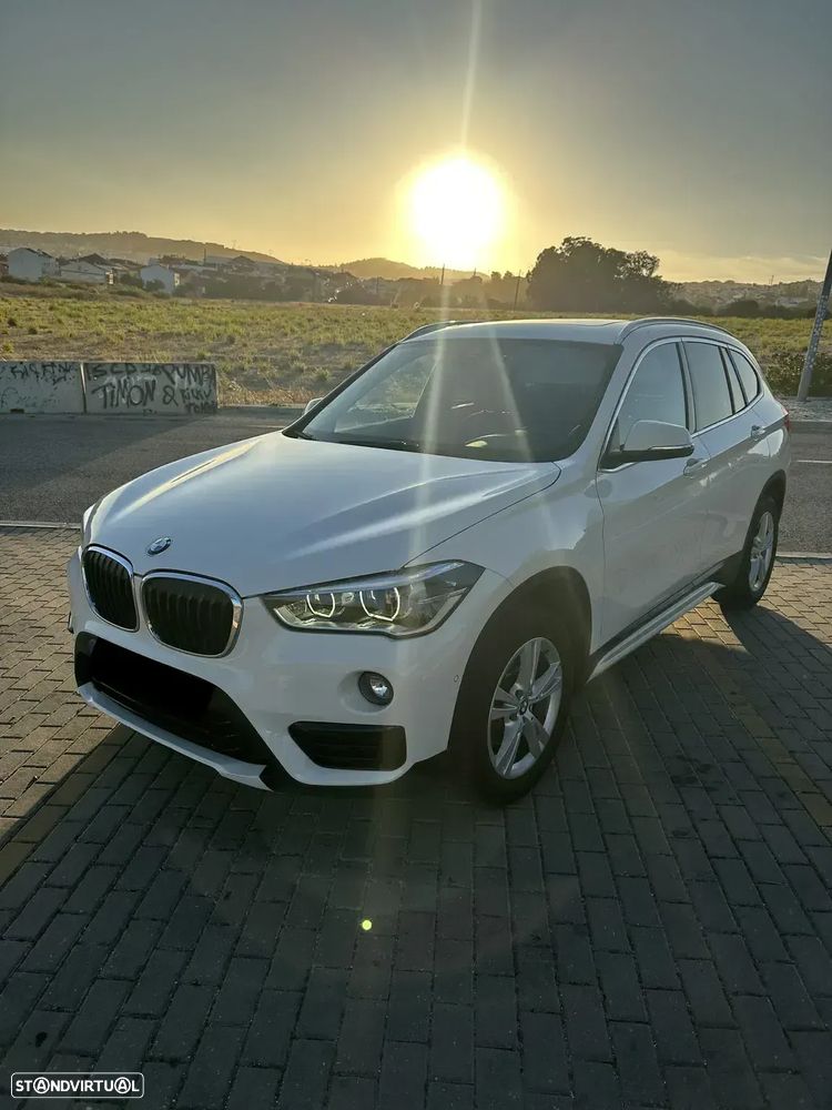 BMW X1 16 d sDrive Auto Line Sport - 1