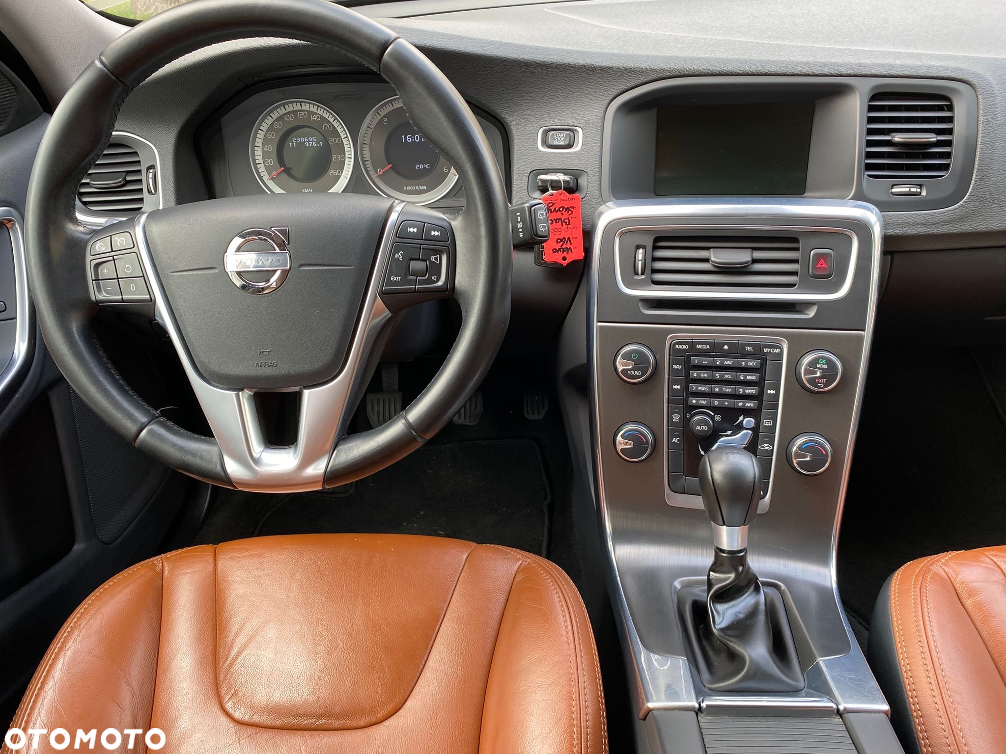 Volvo V60 D2 Summum - 6