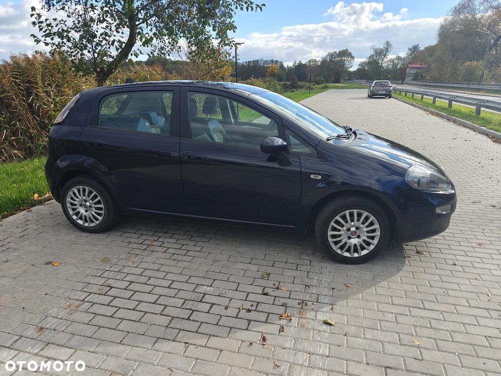 Fiat Punto 2012 - 11