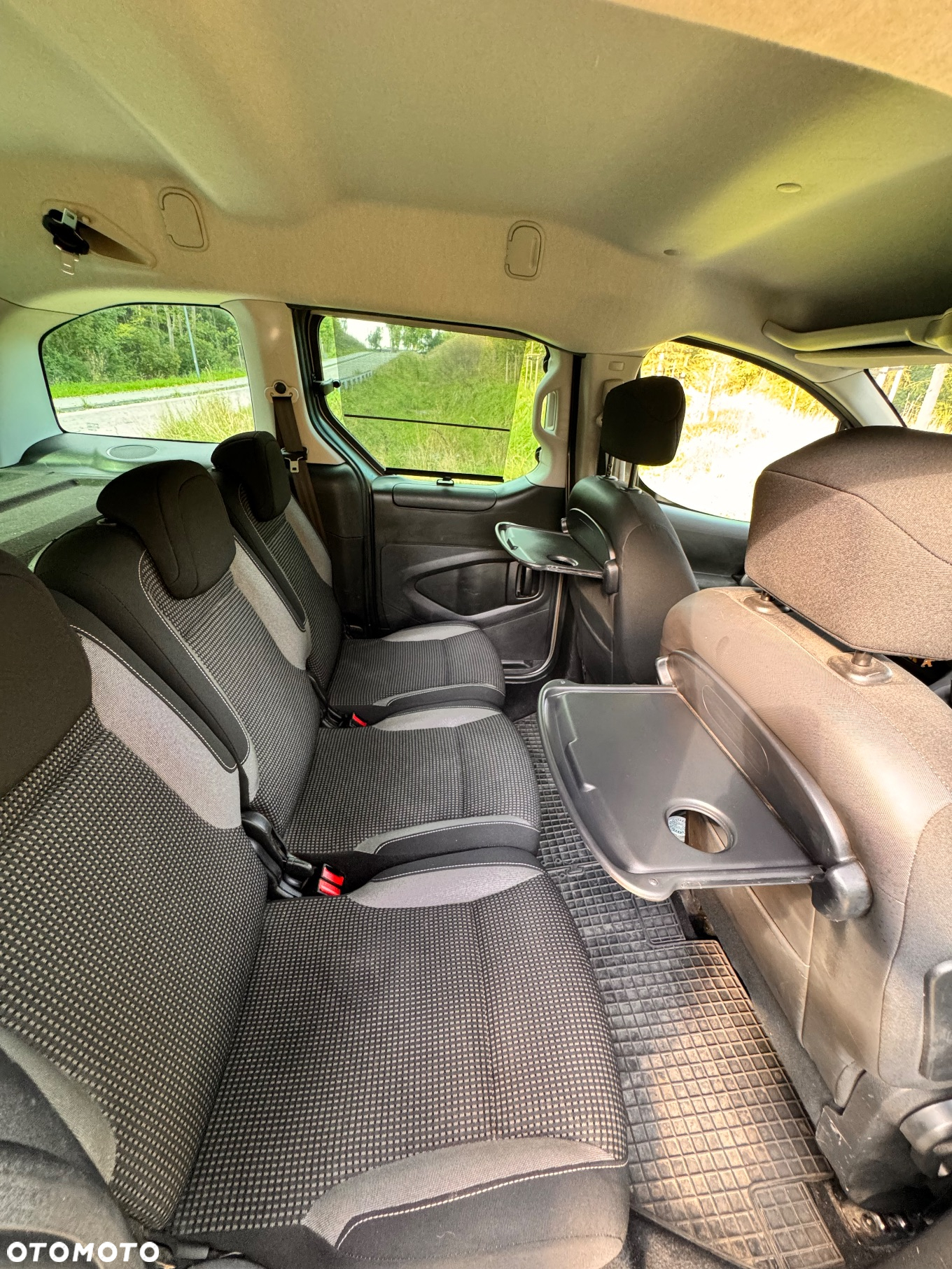 Peugeot Partner 1.6 BlueHDi Active - 13