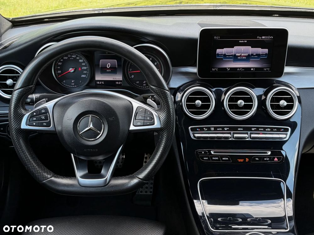 Mercedes-Benz Klasa C 180 9G-TRONIC AMG Line - 6
