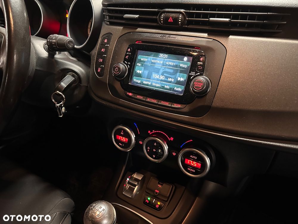 Alfa Romeo Giulietta 1.6 JTDM 16V Sport - 6